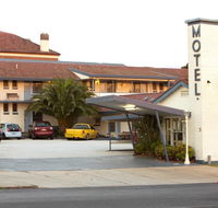 Cowra Motor Inn - Mackay Tourism