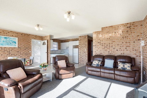 Crystal Waters Unit 2 - Mackay Tourism 3