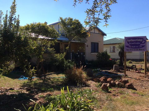 CupnSaucer Cottage - Mackay Tourism 1