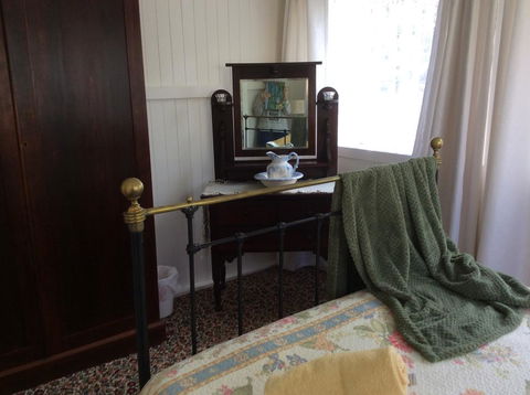 CupnSaucer Cottage - Mackay Tourism 3