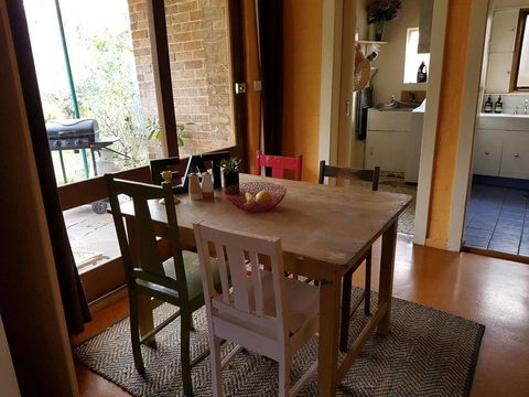 Cute Cottage On Byng - Walk To Town AND Pet Friendly - Mackay Tourism 2