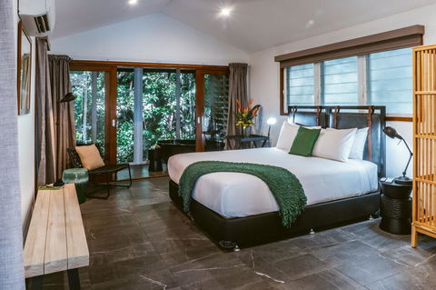Daintree Ecolodge - Mackay Tourism 1