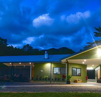Daintree Peaks ECO Stays - Mackay Tourism