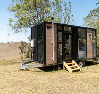 Dam It Getaway Tiny House - Mackay Tourism
