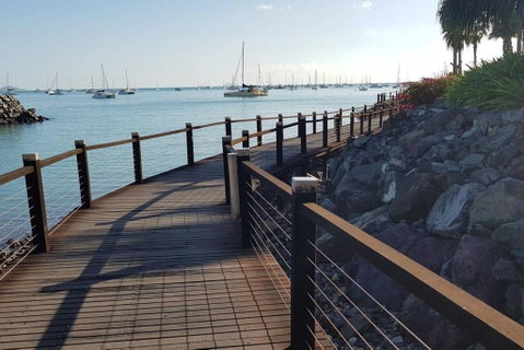 DAYDREAMING Airlie Beach, Water Views & Only 200m To Boardwalk. - Mackay Tourism 1