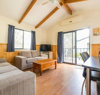 Deniliquin Riverside Caravan Park - Mackay Tourism