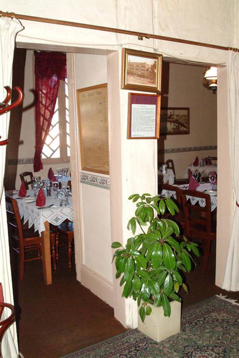 Diamond House Heritage Restaurant And Motor Inn - Mackay Tourism 3