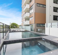 Direct Hotels - The Rhythm on Beach - Mackay Tourism