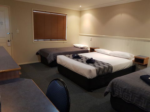 Dirranbandi Motor Inn - Mackay Tourism 2