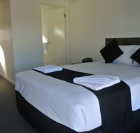 Dooley's Tavern  Motel Springsure - Mackay Tourism