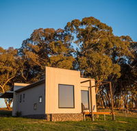 Dragonfly Cottages - Mackay Tourism