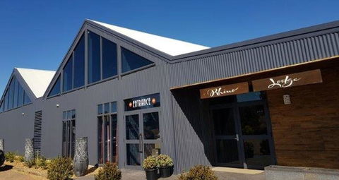 Dubbo Rhino Lodge - Mackay Tourism 0