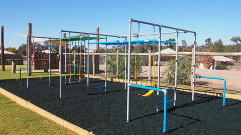 Dubbo Rhino Lodge - Mackay Tourism 2