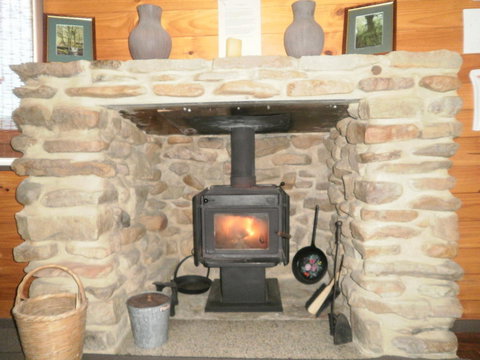 Duffy's Country Accommodation - Mackay Tourism 3