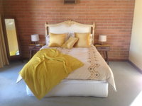 Book Dunolly Accommodation Vacations Mackay Tourism Mackay Tourism