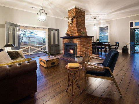 Dunroman - Mackay Tourism 0