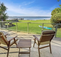 Eagle Point Getaway - Waterfront Serenity - Mackay Tourism
