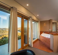 Eagle View Escape - Mackay Tourism