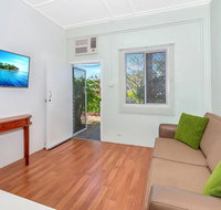 Easy Going Holiday Unit On McKenzie MK5 - Mackay Tourism