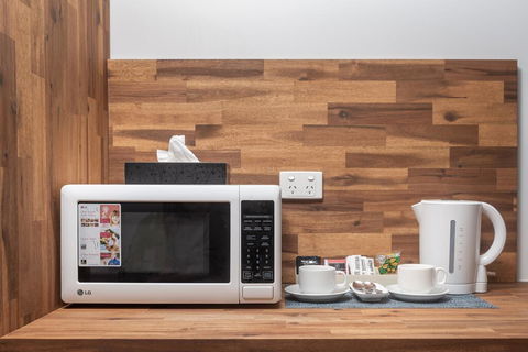 Econo Lodge Lilydale - Mackay Tourism 3