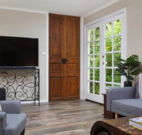 Edwin House Daylesford - Mackay Tourism