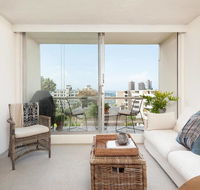 Elizabeth Bay Home with a View - Mackay Tourism