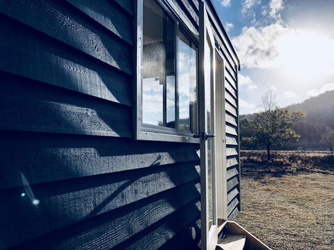Elizabeth Tiny House - Mackay Tourism 1