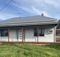 Ellalong Lagoon Home with a view - Mackay Tourism
