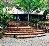 Emerald Star Cottages - Mackay Tourism