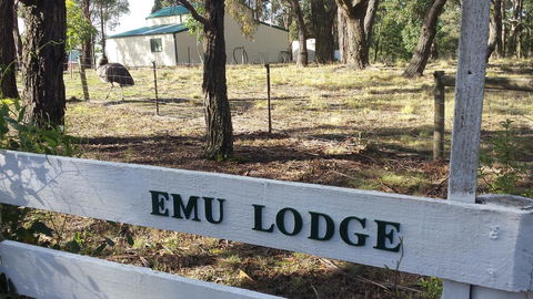 Emu Lodge Country Retreat - Mackay Tourism 2