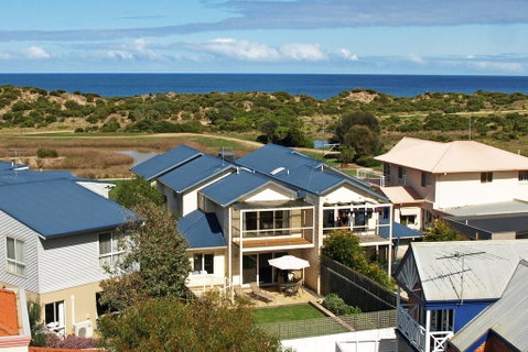 Esplanade Frontage 219a - Mackay Tourism 0
