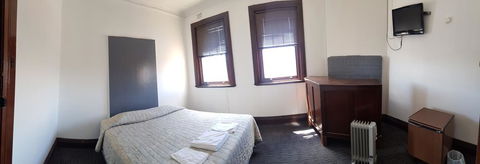Exchange Hotel Blayney - Mackay Tourism 2
