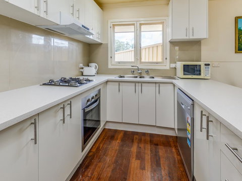 Exclusive Handy Holiday House - Mackay Tourism 2