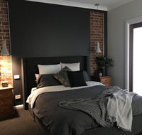 Executive Villa private 2 bedroom in ideal location - Mackay Tourism