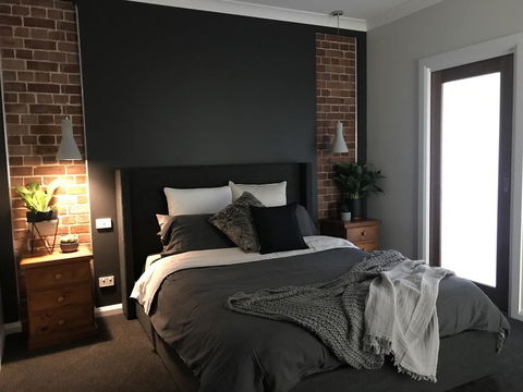 Executive Villa, Private 2 Bedroom In Ideal Location - Mackay Tourism 0