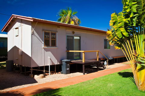Exmouth Villas Unit 29 - Affordable 3 Bedroom Villa With A Great Location - Mackay Tourism 0