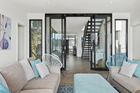 Fabulous Home - Families Only - Mackay Tourism 2