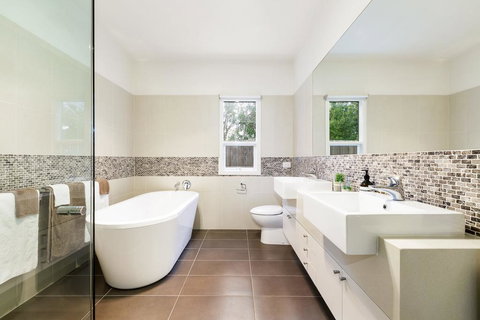 FAIRSEA RETREAT - RYE - Mackay Tourism 2