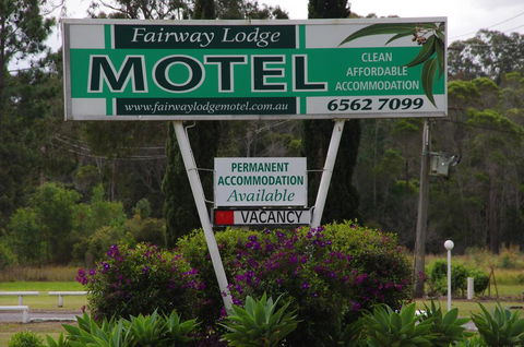 Fairway Lodge Motel - Mackay Tourism 0