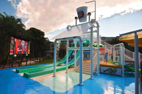 FAMILY PARADISE - Mackay Tourism 3