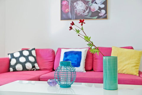 Fancy 1BED APT In Haymarket Walk To Central Station NHA178-17 - Mackay Tourism 2