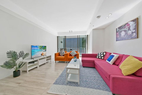 Fancy 1BED APT In Haymarket Walk To Central Station NHA178-17 - Mackay Tourism 3