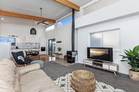 Book Illowa Accommodation Vacations Mackay Tourism Mackay Tourism