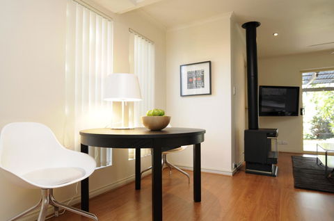 Feathers Serviced Townhouse - Mackay Tourism 2