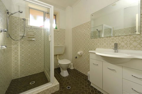 Fingal Court Unit 3 - Fingal Bay - Mackay Tourism 2