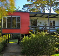 Finisterre Beach House - Mackay Tourism
