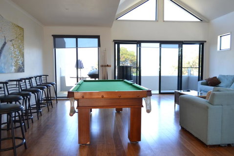 Fischer Torquay By Gold Star Stays - Mackay Tourism 2