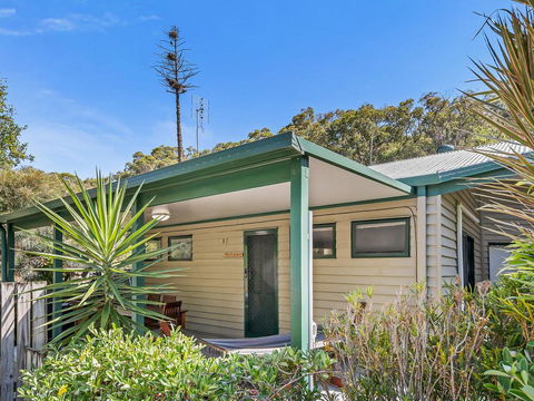 Fish's Shack - Mackay Tourism 0