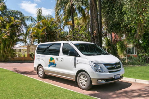 Flag Motor Lodge - Mackay Tourism 0