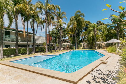 Flag Motor Lodge - Mackay Tourism 2